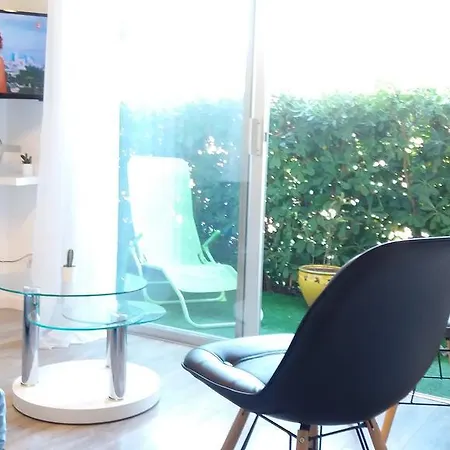 Apartment Ashome *