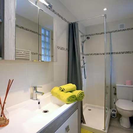Apartment Ashome *